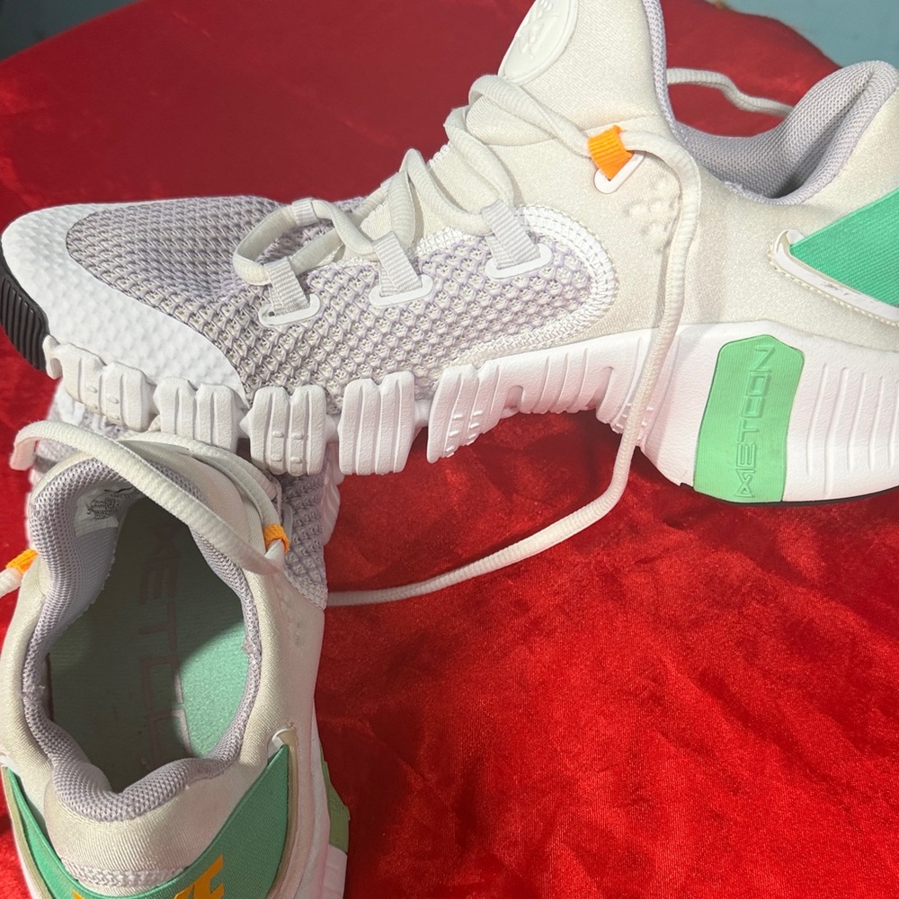 Nike White Sneakers with Green and Orange Accents - Picture 6 of 7